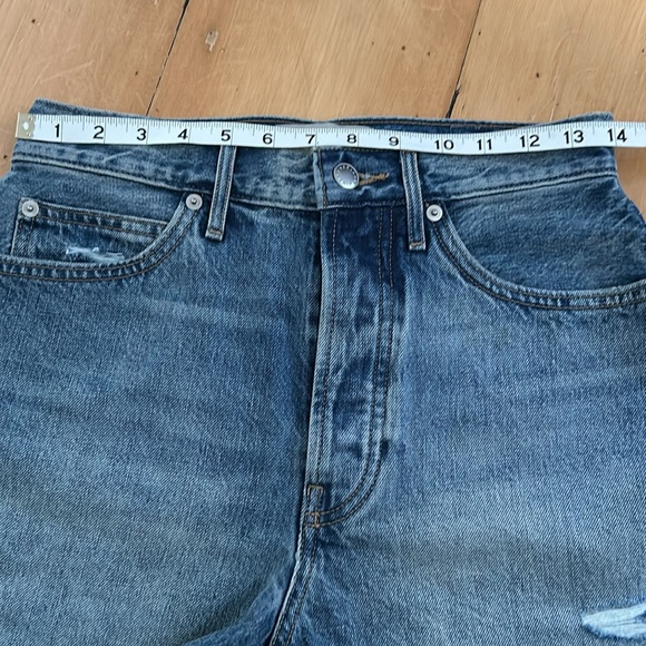 Everlane shorts - Picture 5 of 9